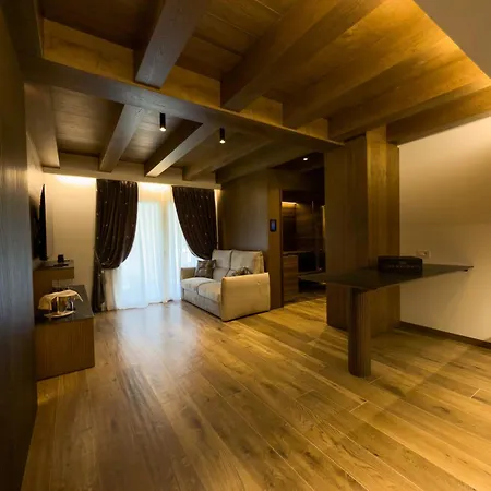 Luxury Mountain Apartment *